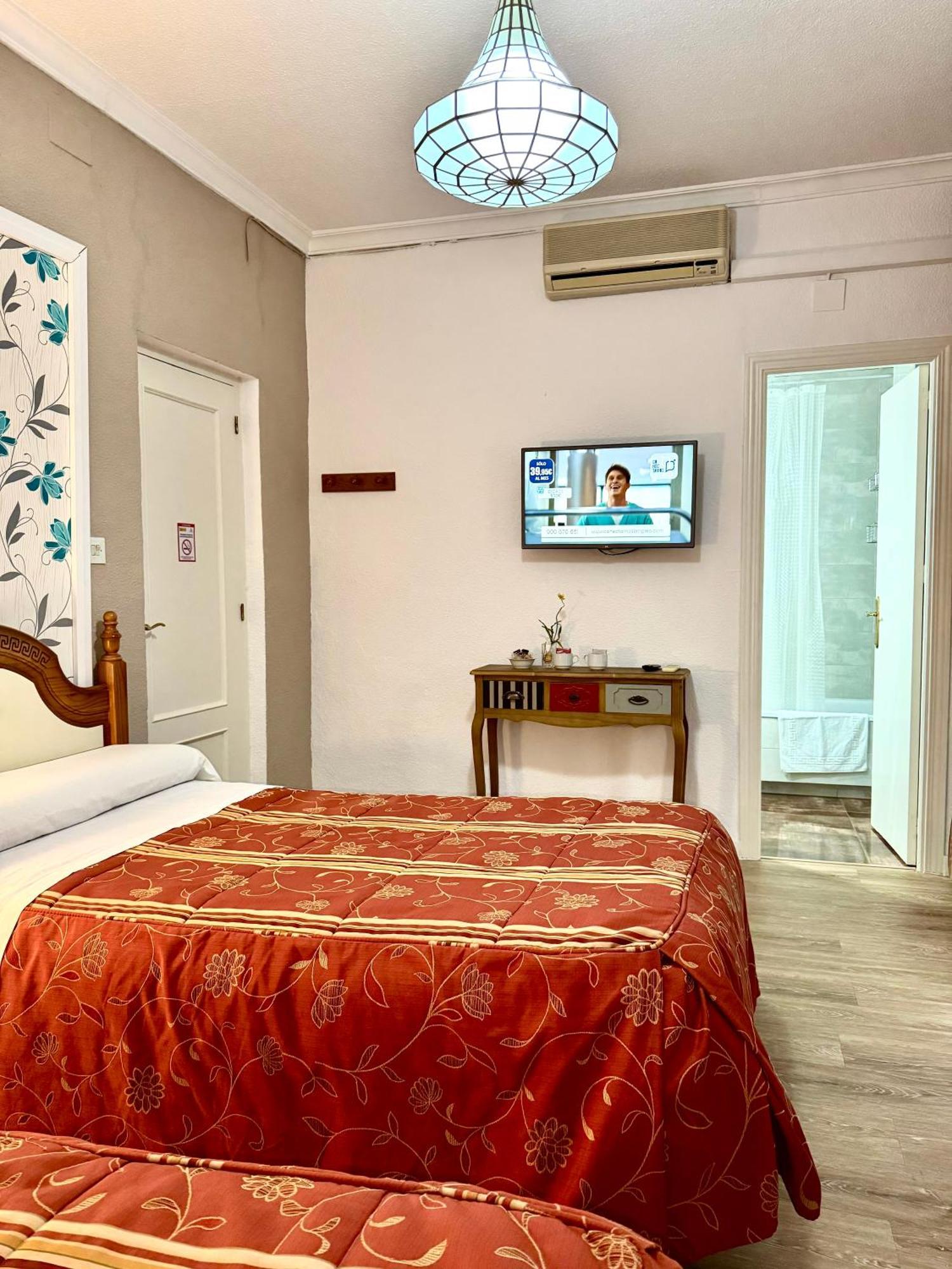 Zurita Guest house *